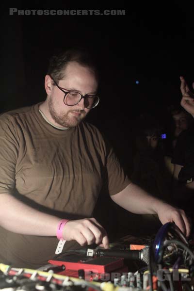 DAN DEACON - 2011-04-07 - PARIS - Gaite Lyrique - 